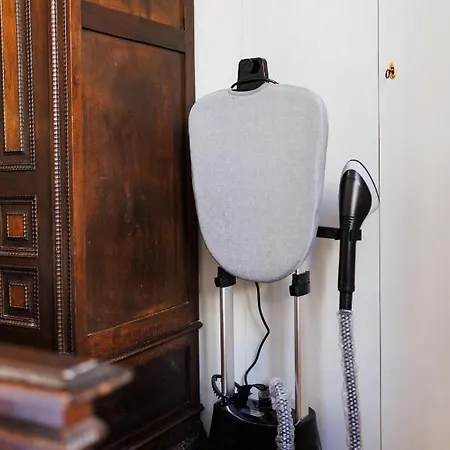 Easy Flat Manin * Torino